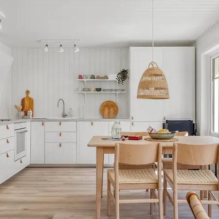 Edine - 917m From The Sea By Interhome * Laeso