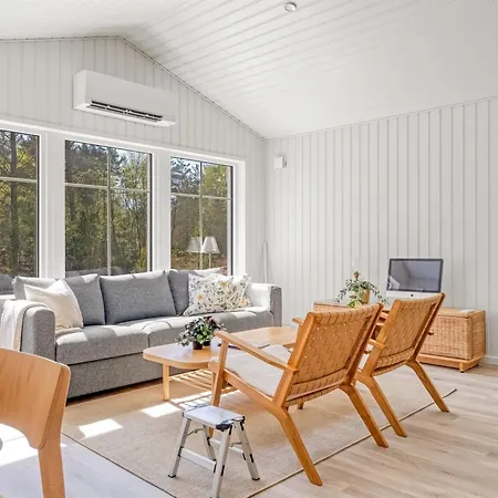 Holiday home Edine - 917m From The Sea By Interhome Laeso